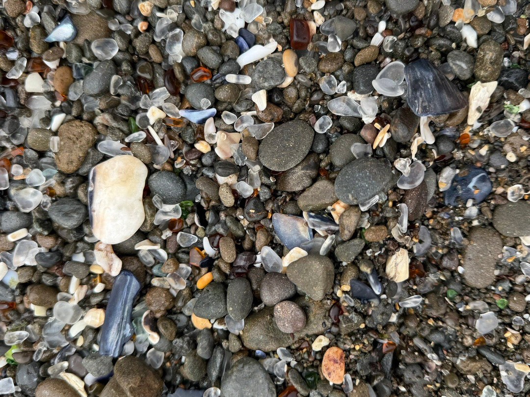 Glass Beach-布拉格堡必去景点