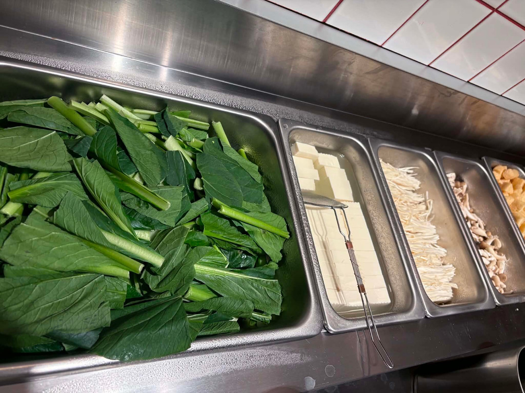 寿司としゃぶしゃぶ・すき焼き食べ放題 HOT POT LAB 心斎橋難波店