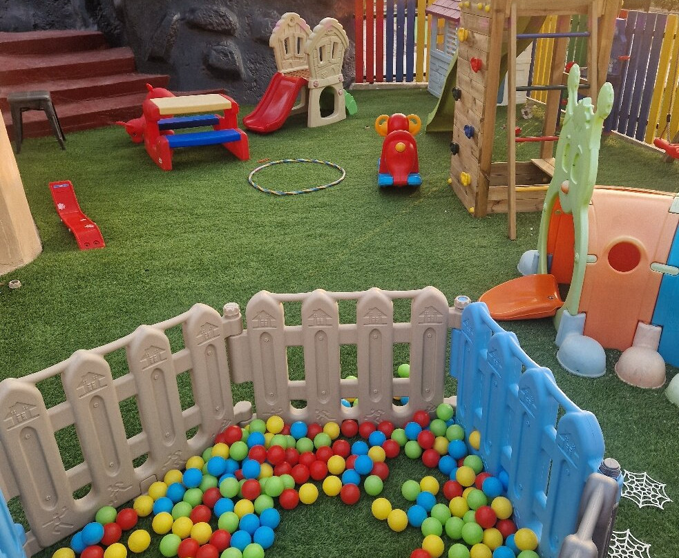 Fantasy Mini Golf-提斯里菲必去景点