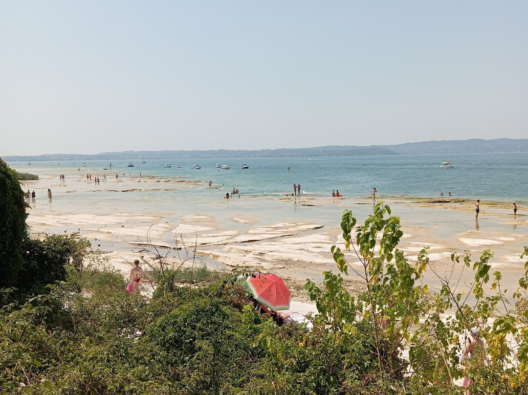 Jamaica Beach-锡尔苗内必去景点