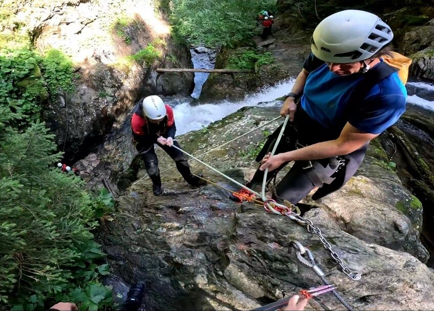 Tirol Rafting-骚藤斯必去景点