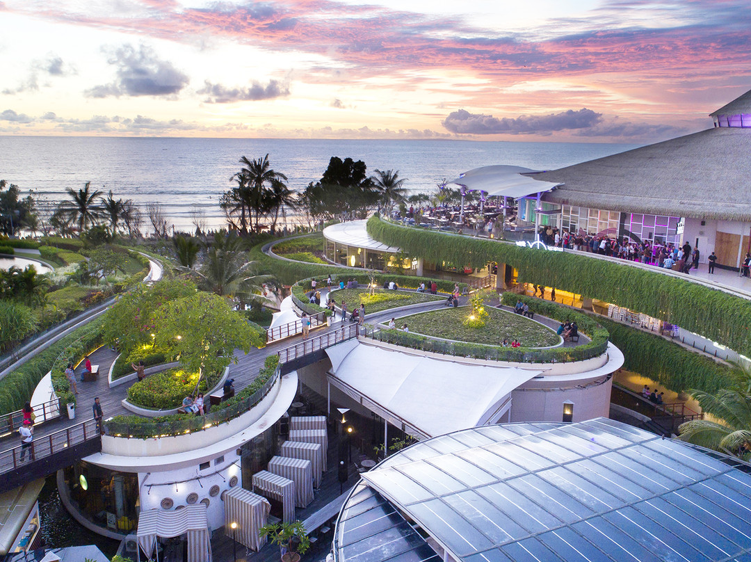 库塔酒店住宿-Yello Hotel Kuta Beachwalk