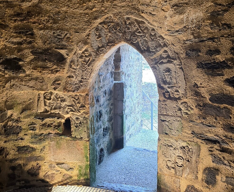 Chateau de la Hunaudaye-Pledeliac必去景点