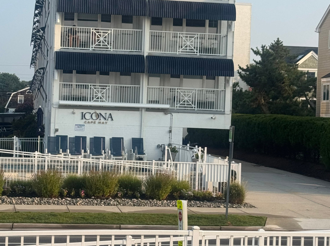 五月岬郡壹科娜酒店主图