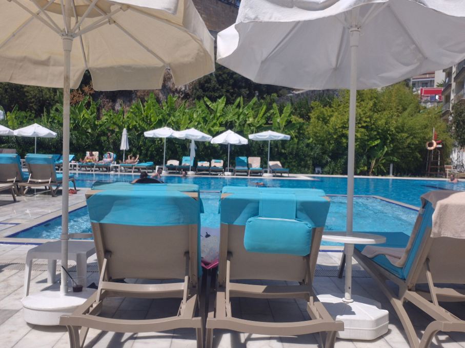 Ramada Resort By Wyndham Kusadasi-泳池