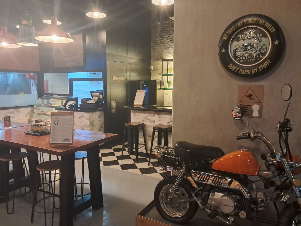 马尼拉奎松市B酒店（多用途酒店）-旅行者
