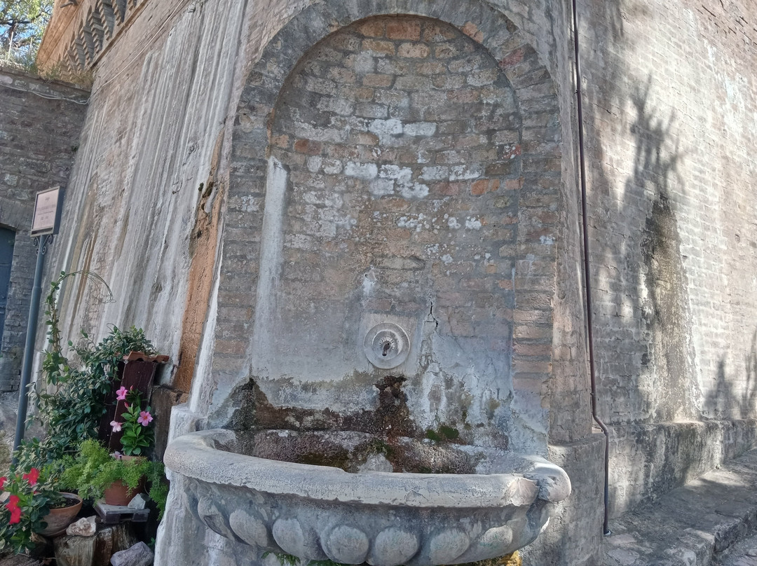 Chiesa di San Severino-Spello必去景点