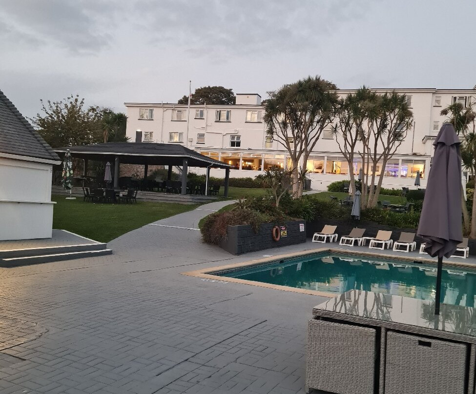西丘乡村酒店主图
