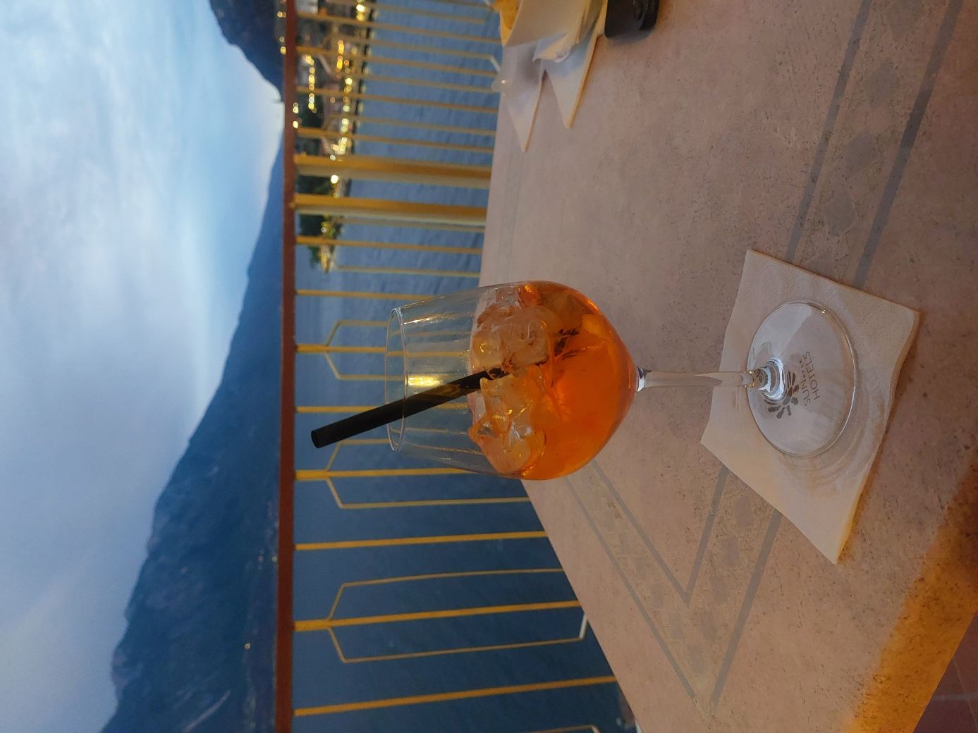 富丽堂皇的宫殿酒店-旅行者
