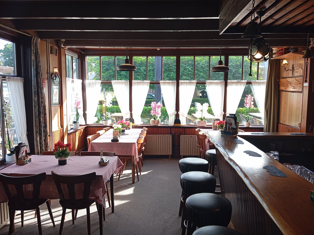 Deil餐馆和美食-Eetcafe De Zwaan - Enspijk