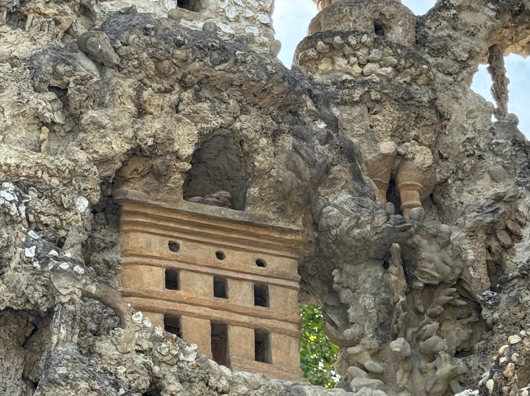 Palais Ideal du Facteur Cheval-Hauterives必去景点