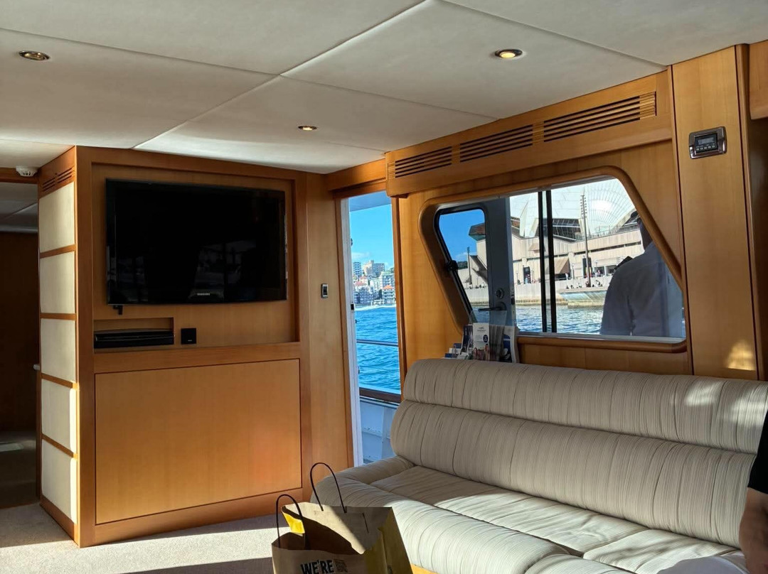 Motor Yacht Charters Sydney-德朗莫伊恩必去景点