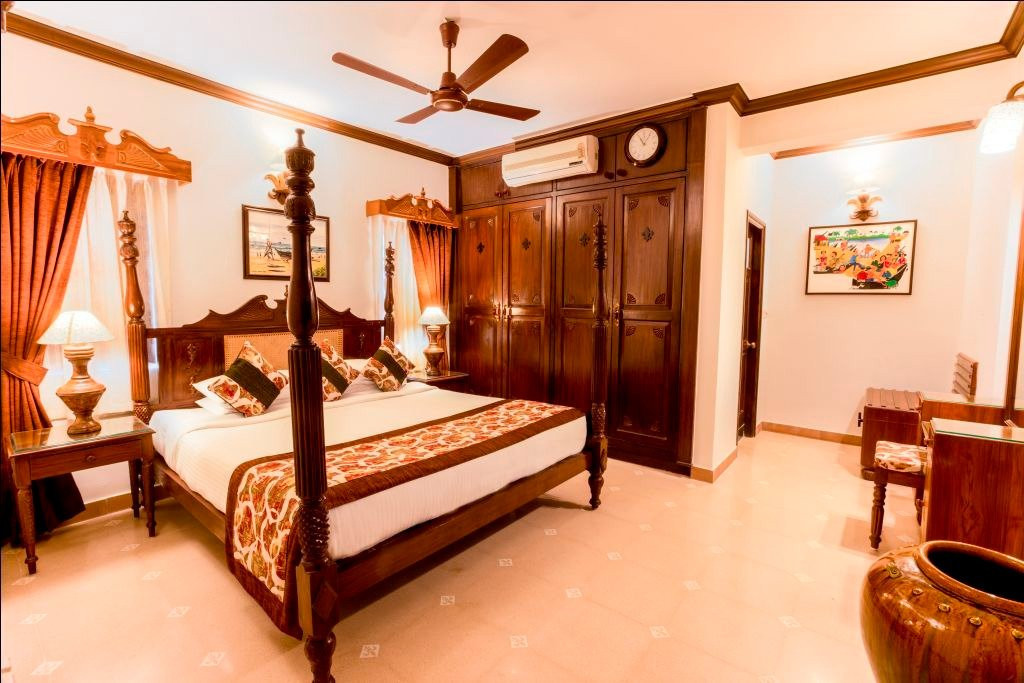 卡萨塞沃里纳酒店