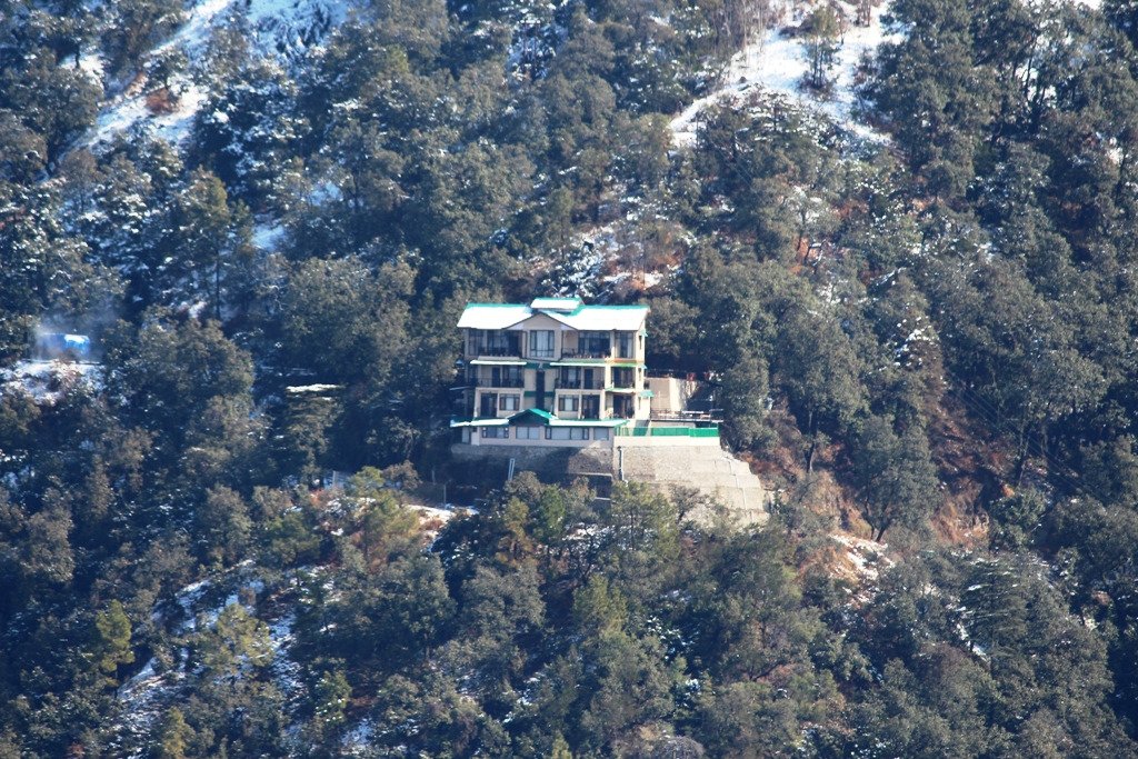 The Oaktree House-官方