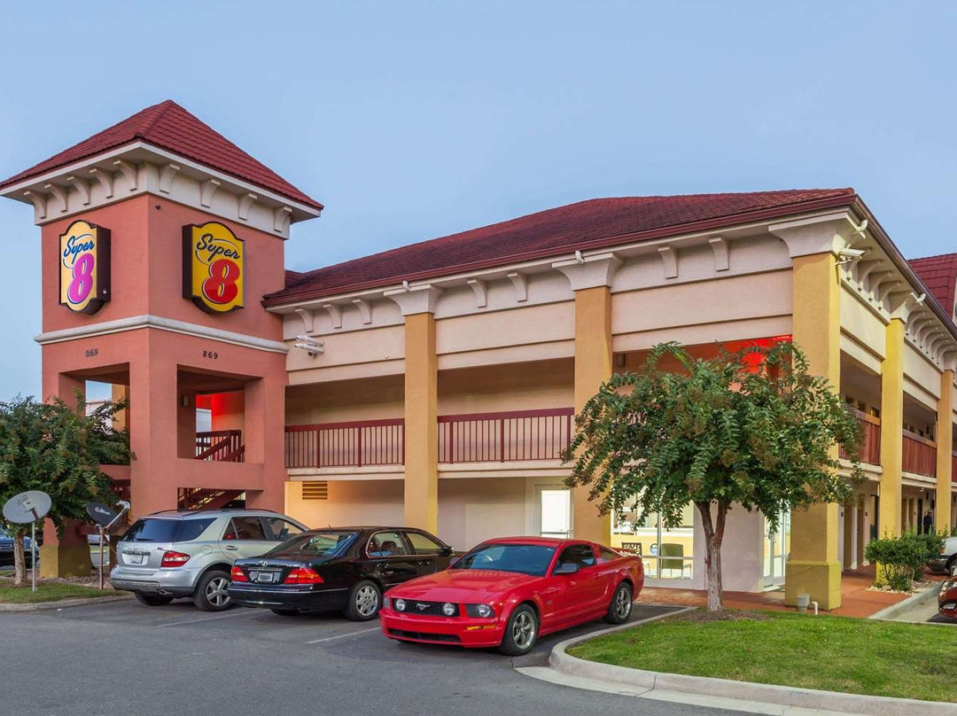 多尔顿酒店住宿-Super 8 by Wyndham Dalton/Convention Center Area