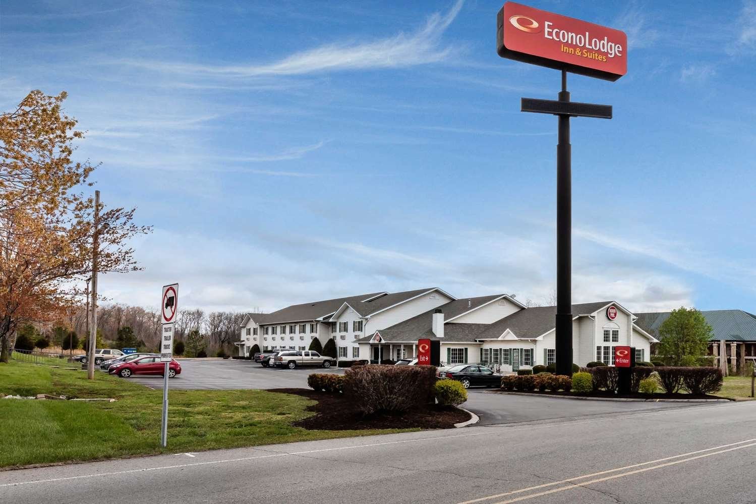Econo Lodge Inn & Suites-官方