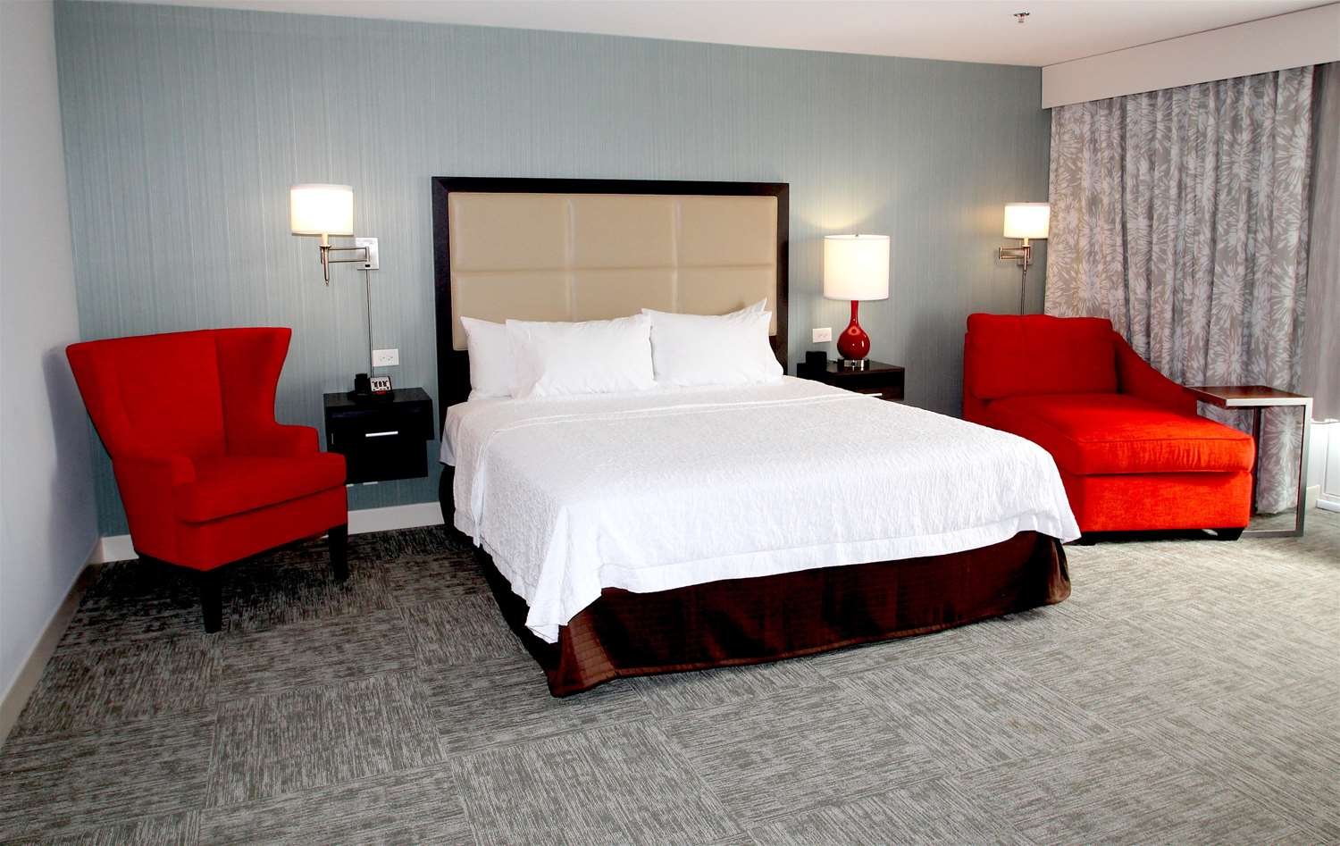 Hampton Inn Suffolk-官方