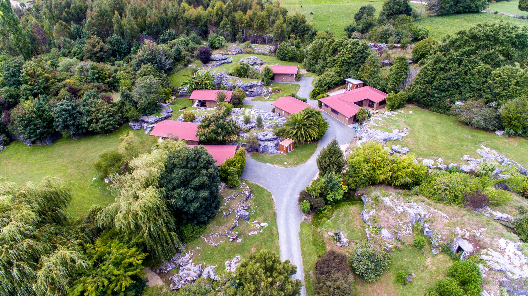 The Rocks Chalets-官方