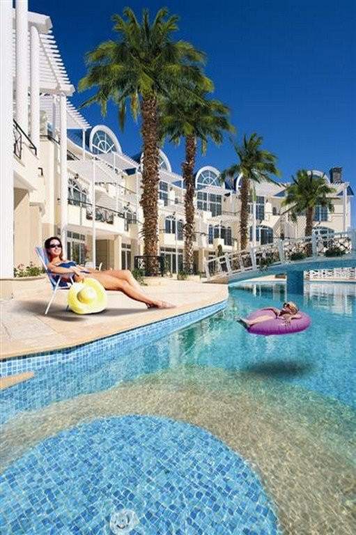 Seahorse Deluxe Hotel