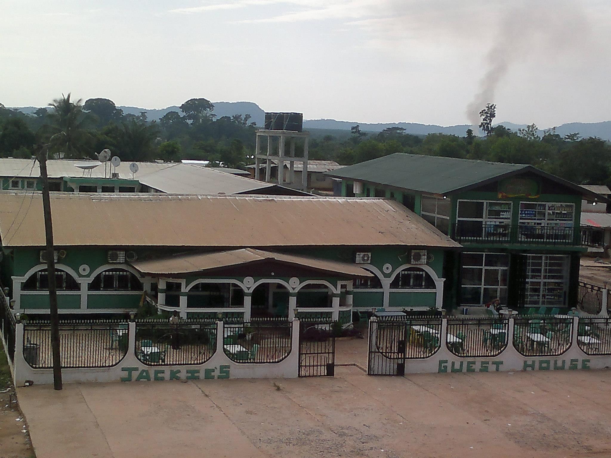 Jackie's Guest House-官方