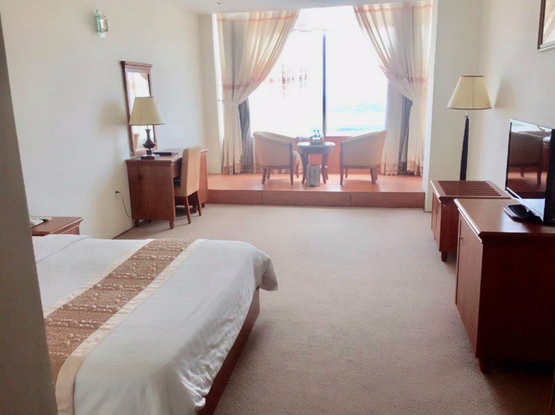 Thien An Riverside Hotel