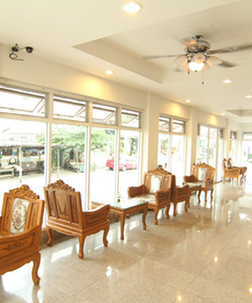 曼谷沃拉达宫酒店酒店图片