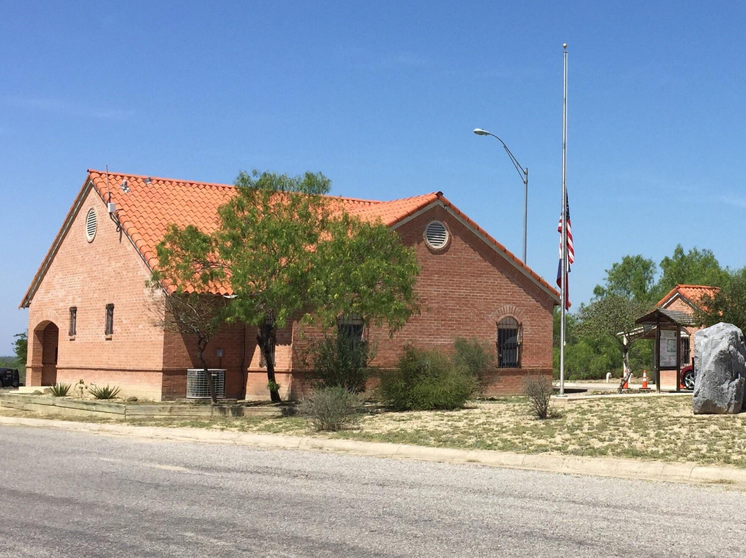 Ciudad Miguel Aleman旅游景点-Falcon State Park