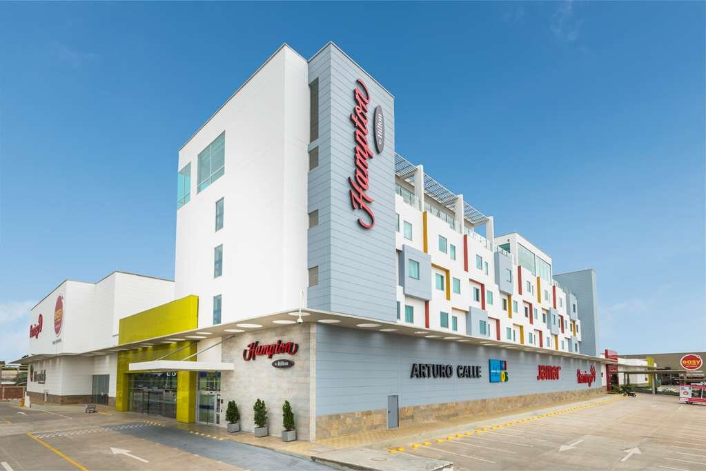 Hampton Inn By Hilton Valledupar主图