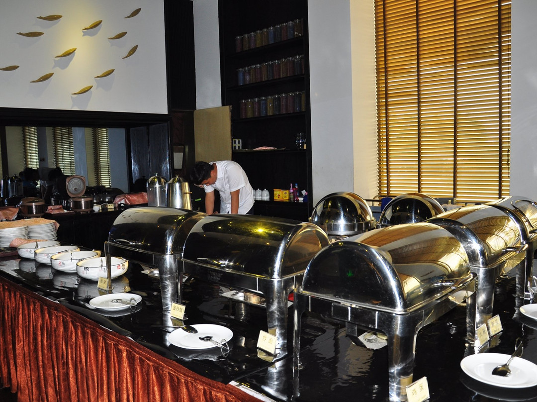 华山富润酒店 主图