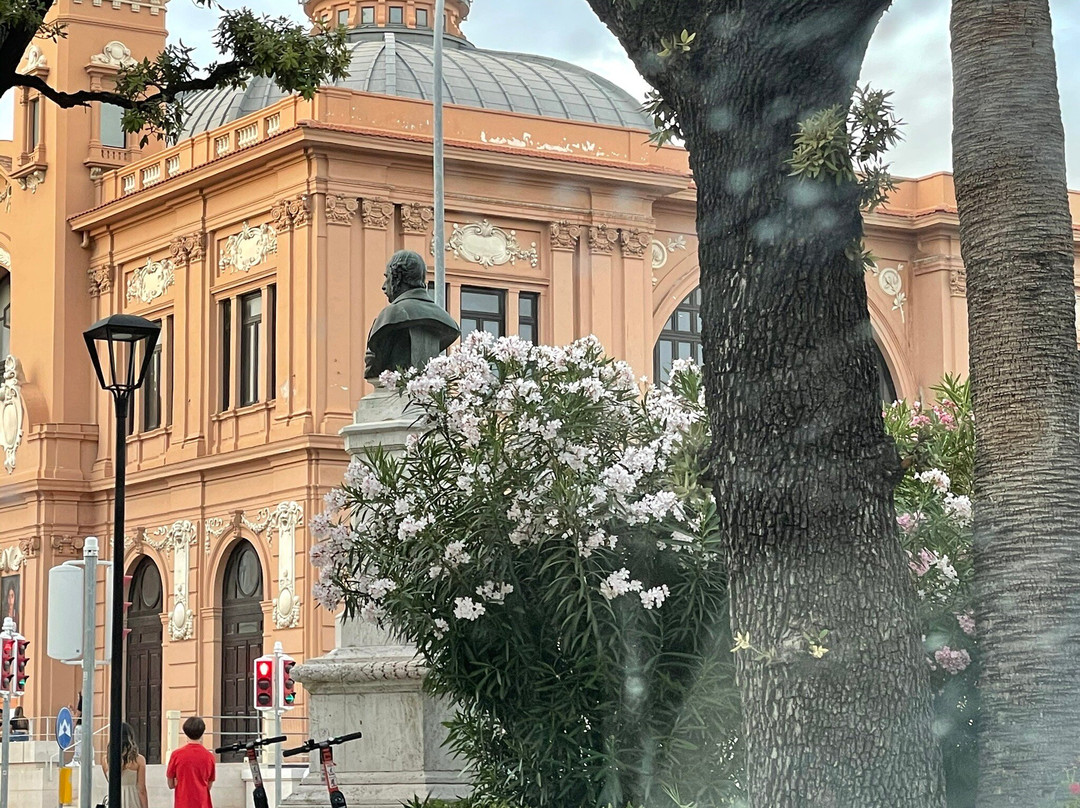 Teatro Margherita-巴里必去景点