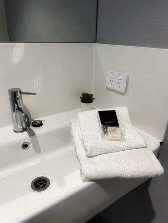 Bay House Motel主图