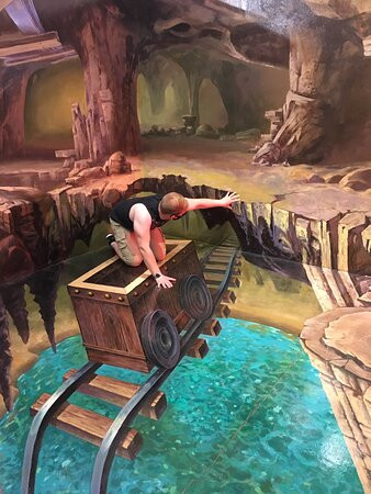 爱来魔相艺术馆-济州岛中文馆-西归浦市必去景点