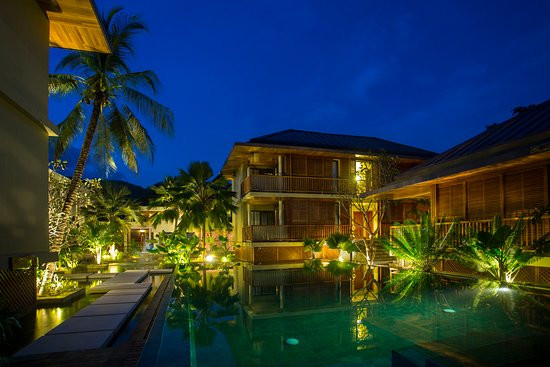 德瓦塔拉海滩酒店主图