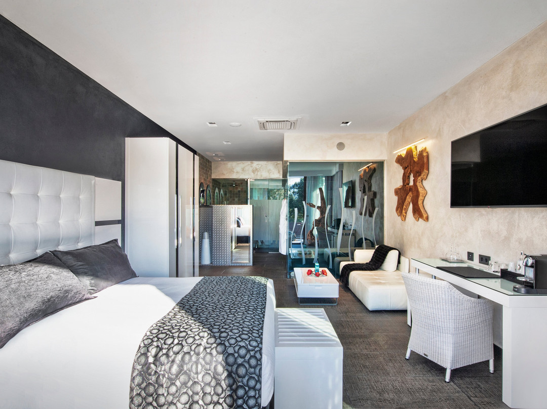 Santa Cristina d'Aro酒店住宿-Suites Natura Mas Tapiolas