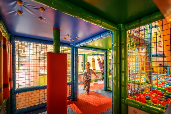 瓦拉马尔帕多瓦酒店主图