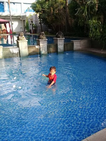 Emersia Hotel & Resort主图