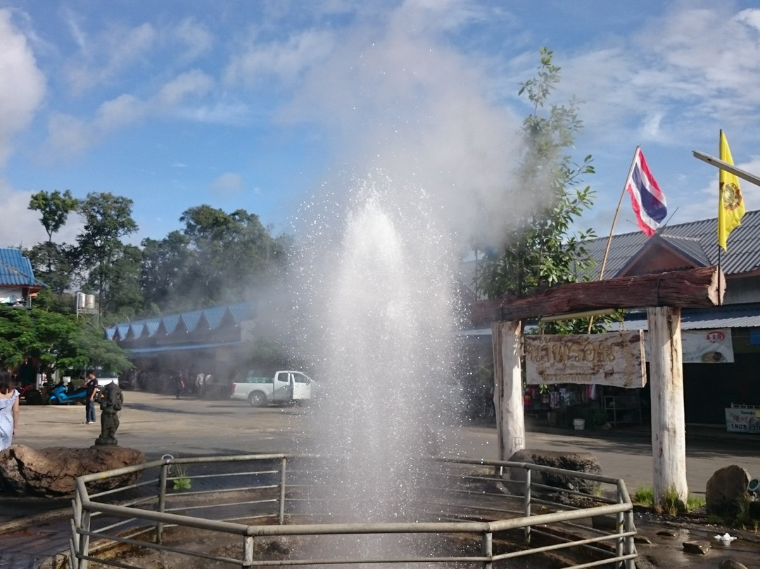 远巴保县旅游景点-Pha Soet Hot Spring