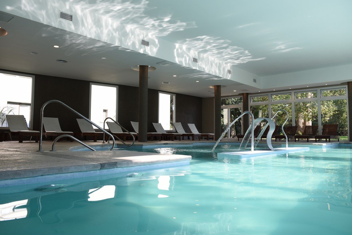 Howard Johnson Escobar Hotel-官方