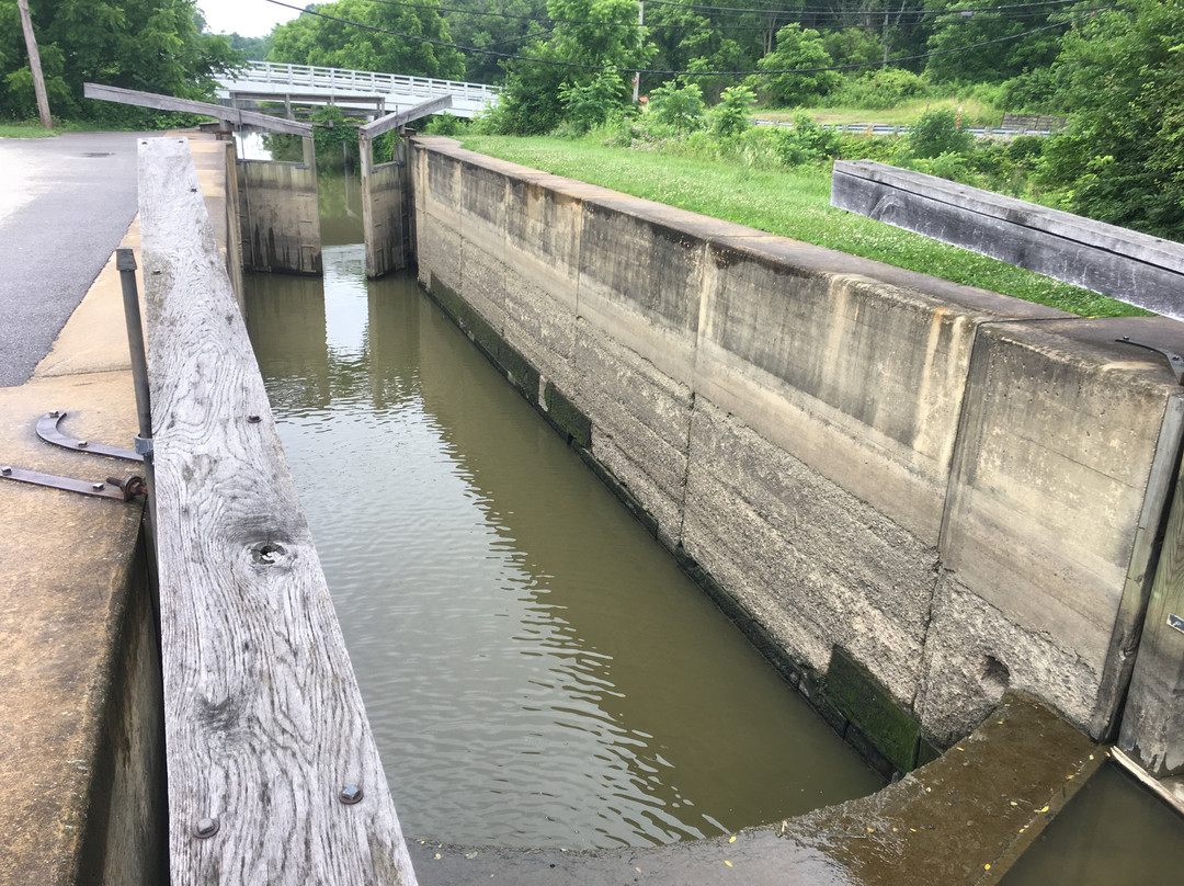 Canal Exploration Center