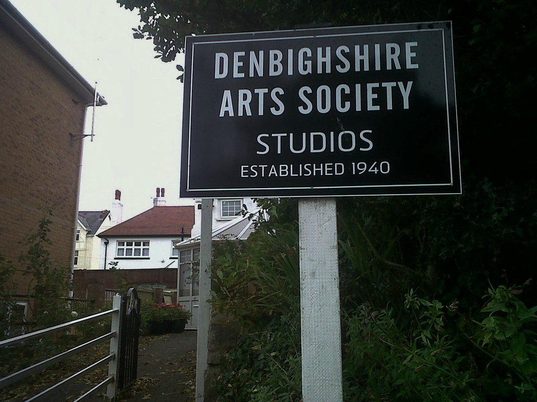Denbighshire Art Society景点图片