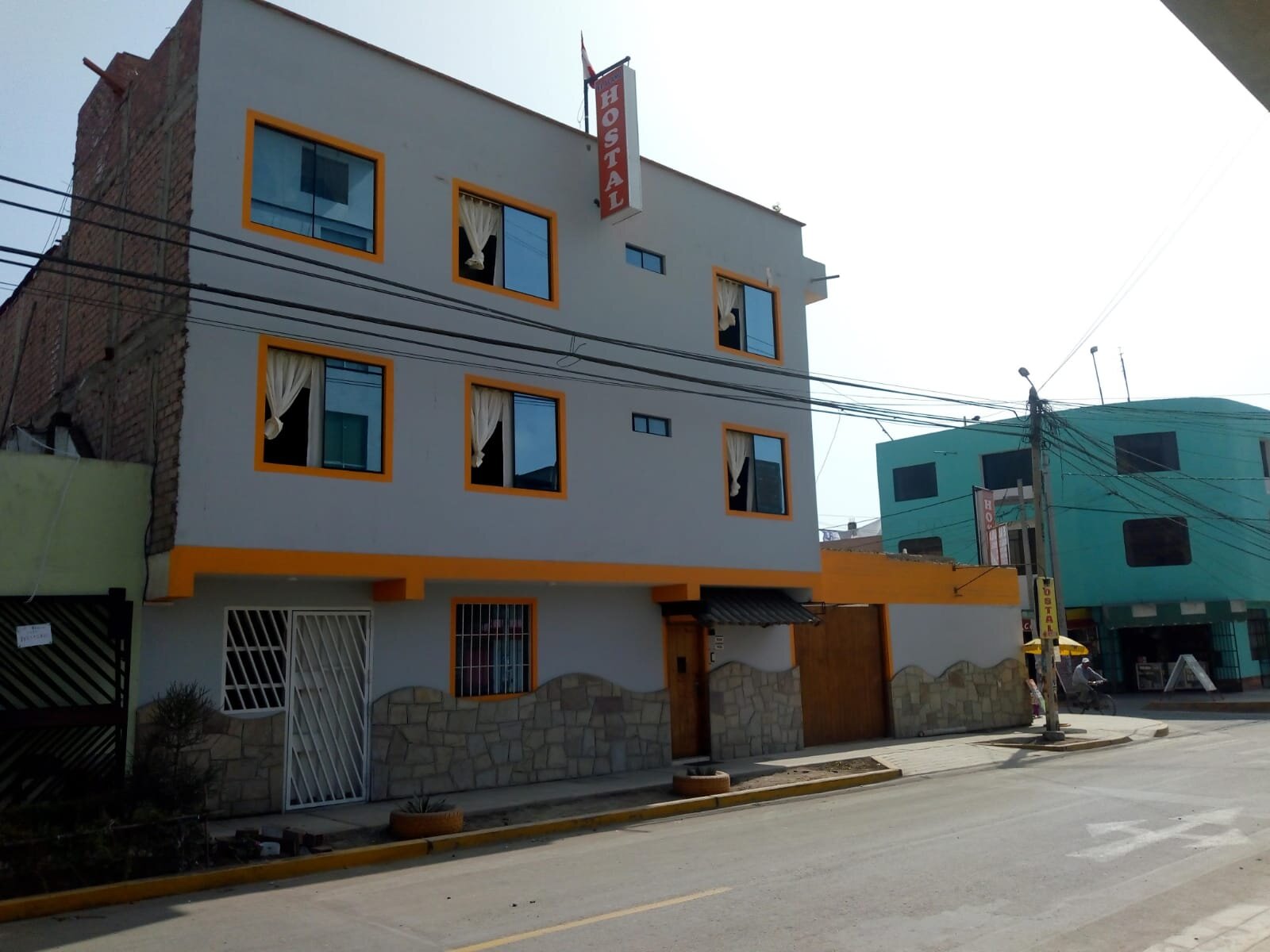 Hostal El Alamo-官方