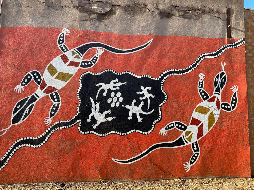 Aboriginal Murals景点图片