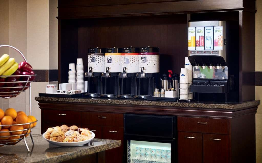 Hampton Inn by Hilton North Bay主图