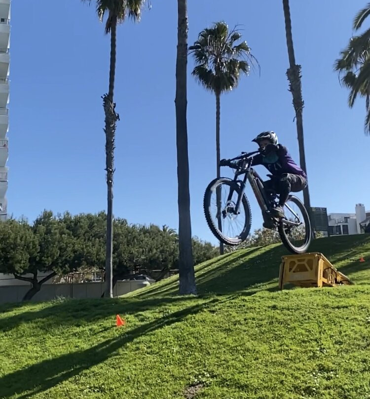 LifeRush Adventures-马里布必去景点