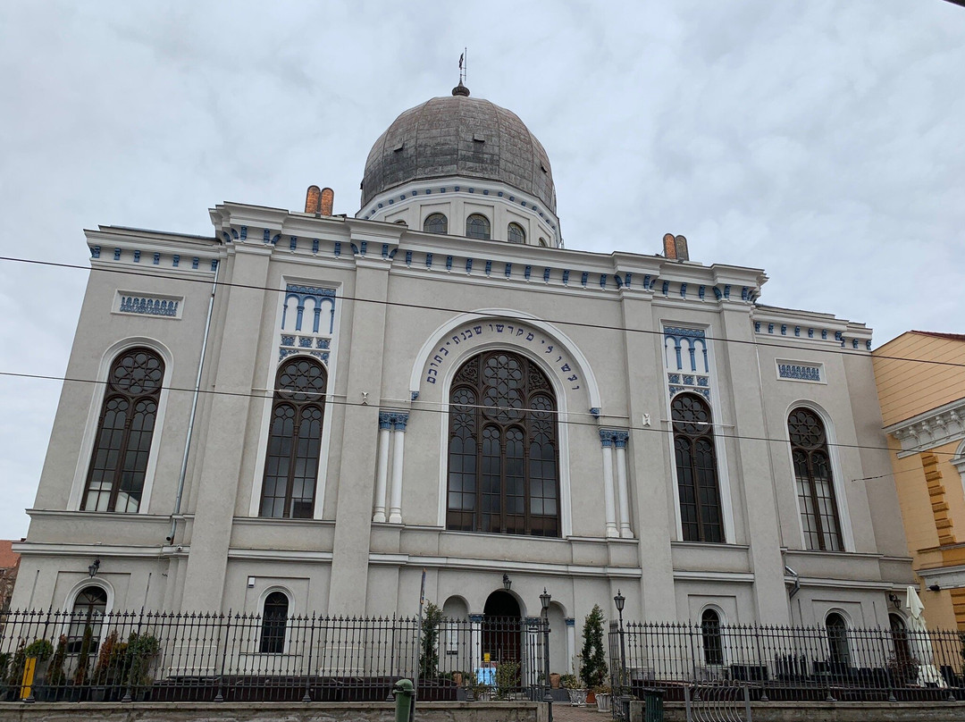 The Neolog Synagogue Zion景点图片