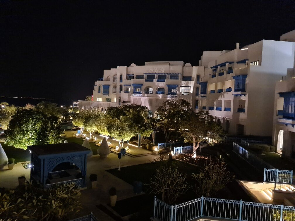 Hilton Salwa Beach Resort & Villas主图