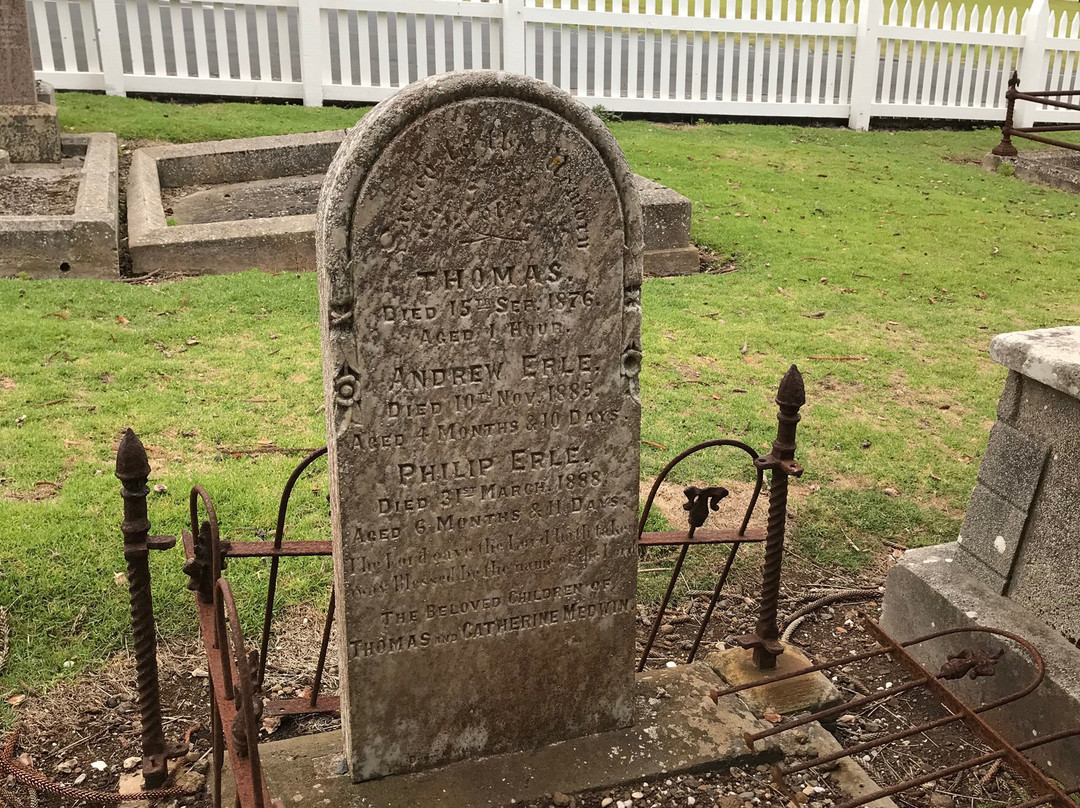 Stanley Cemetery-斯坦利必去景点