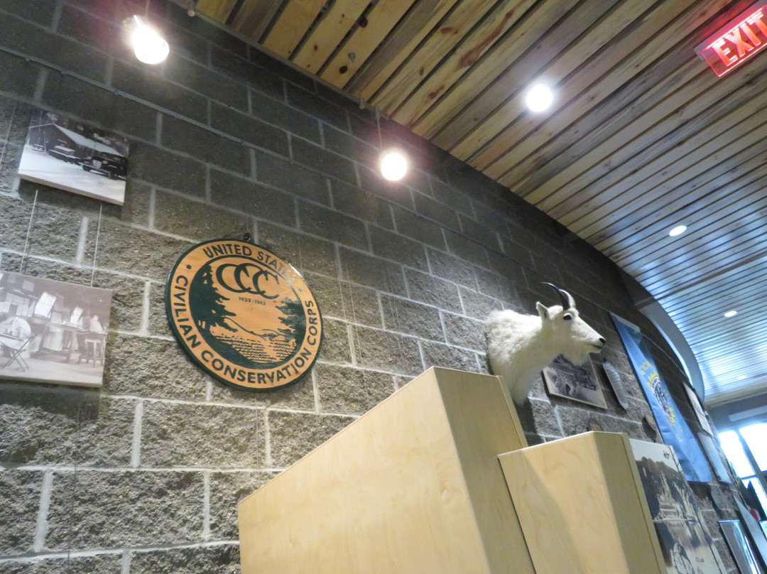 Custer State Park Visitor Center景点图片