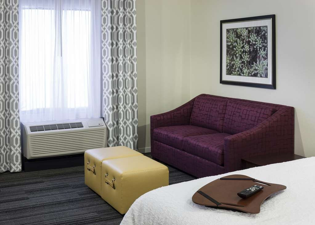 Hampton Inn & Suites Phoenix North/Happy Valley主图