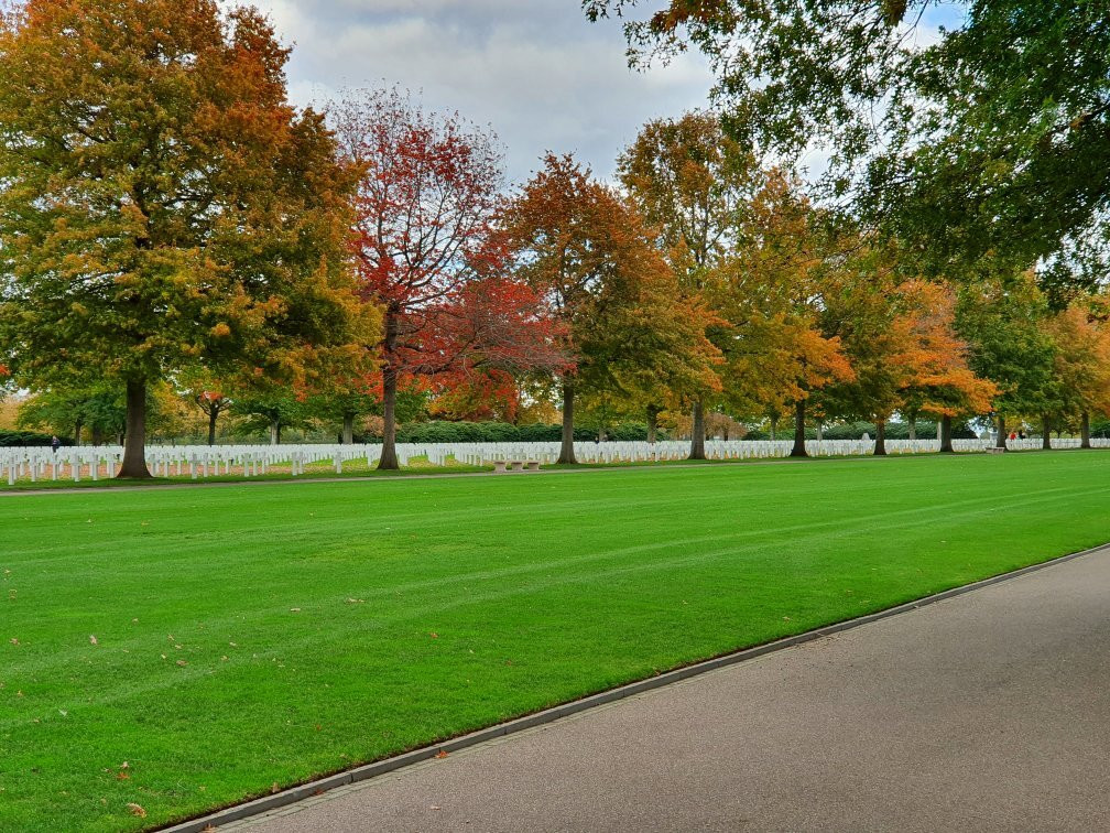 American Cemetery Tours-Margraten必去景点